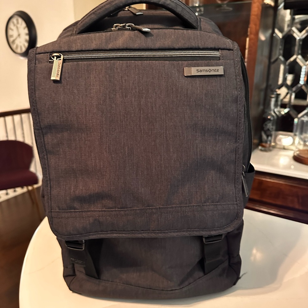 Samsonite modern utility paracycle backpack charcoal